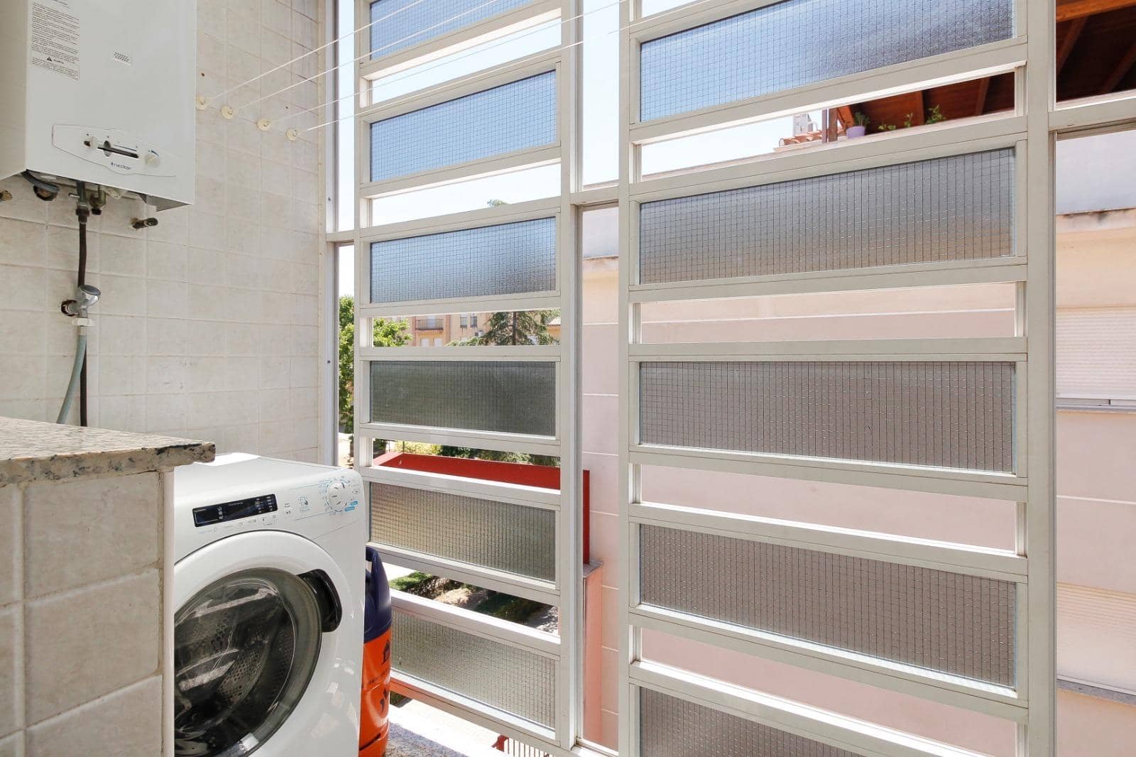 2 soverom Leilighet til salgs i Albolote med garasje - € 169 000 (Ref: 9504542)