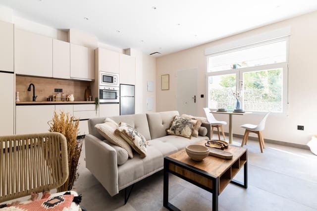 1 slaapkamer Loft te koop in Carretera de la Sierra, Granada stad - € 145.000 (Ref: 9504543)