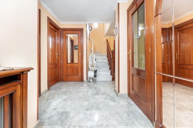 5 slaapkamer Villa te koop in Albolote met zwembad garage - € 329.000 (Ref: 9504546)