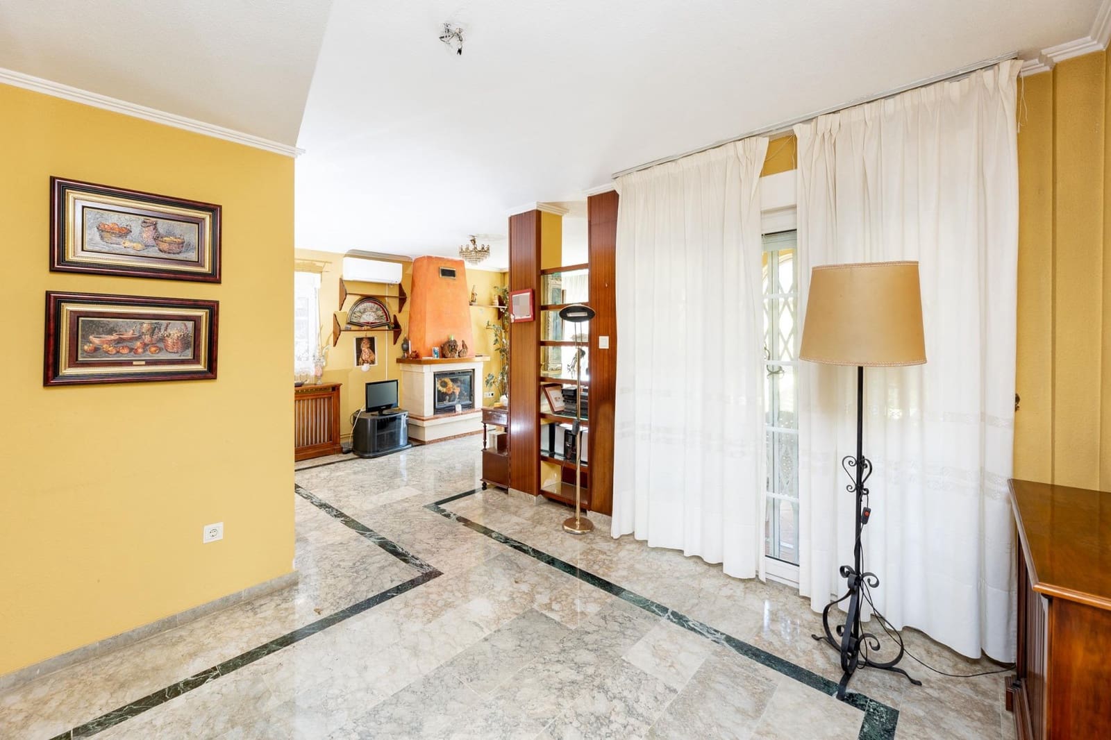 5 sypialnia Willa na sprzedaż w Albolote z basenem garażem - 329 000 € (Ref: 9504546)