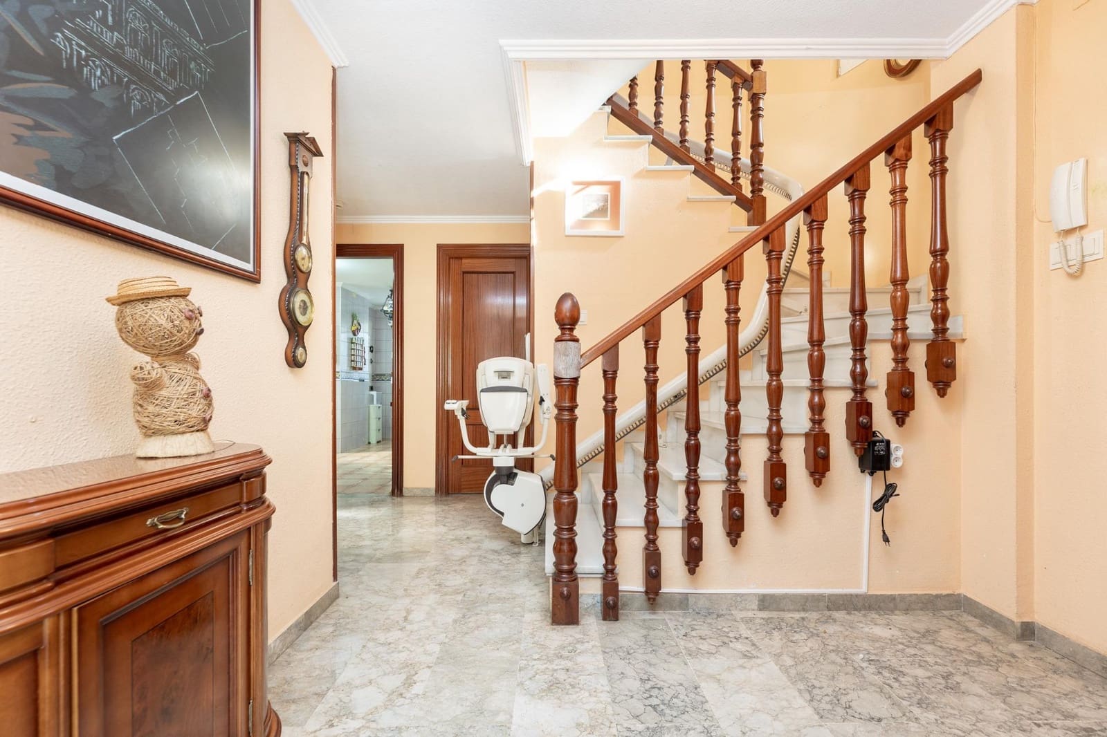 5 sypialnia Willa na sprzedaż w Albolote z basenem garażem - 329 000 € (Ref: 9504546)