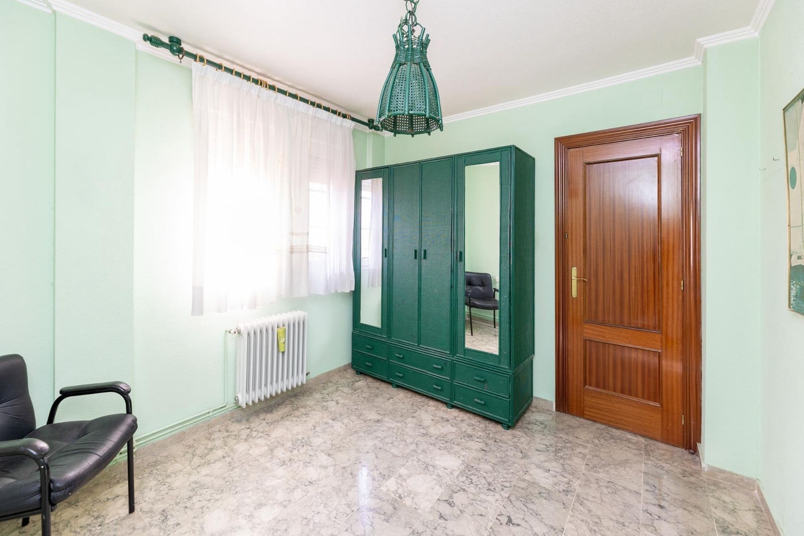 5 sypialnia Willa na sprzedaż w Albolote z basenem garażem - 329 000 € (Ref: 9504546)