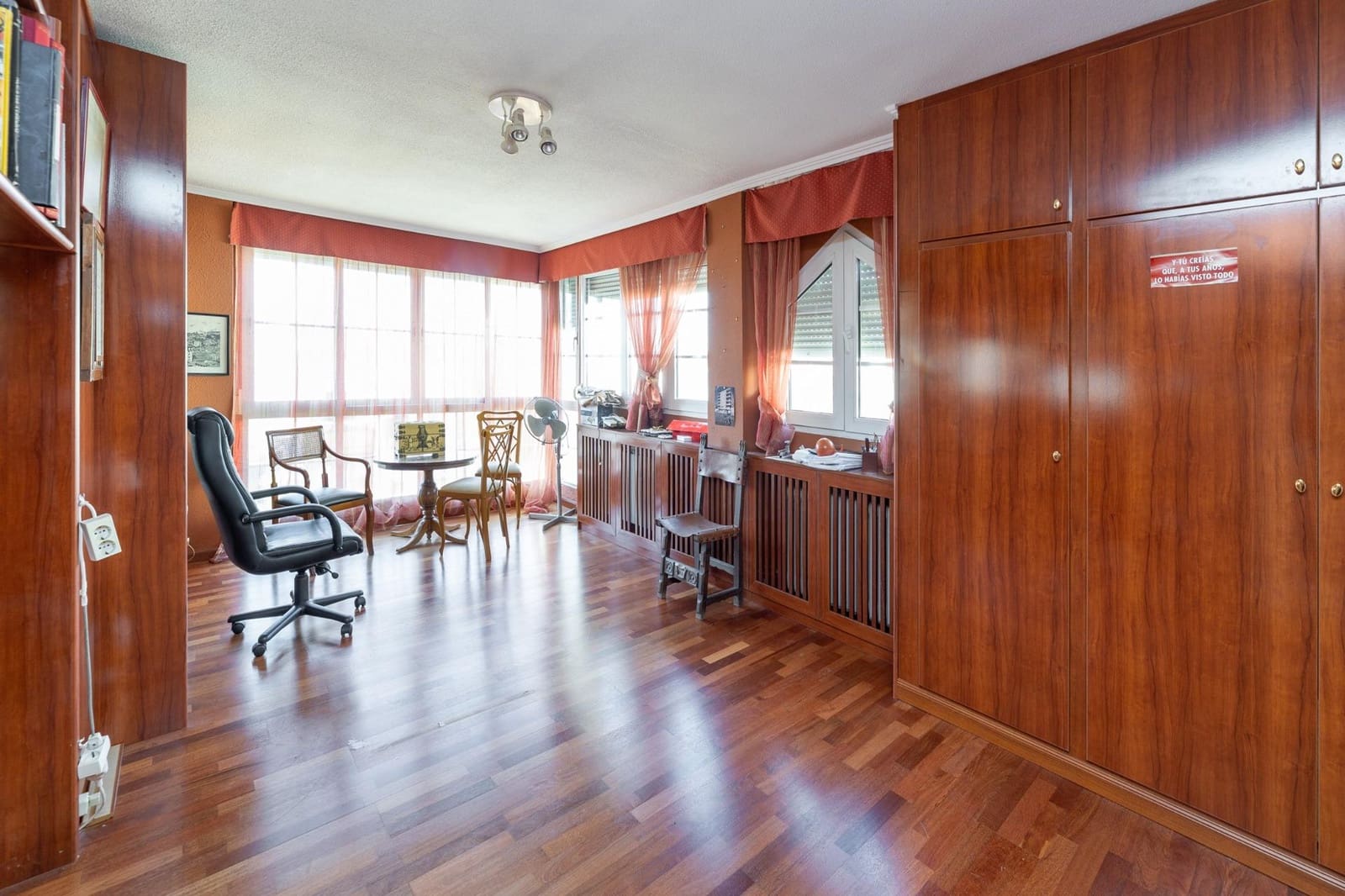 5 sypialnia Willa na sprzedaż w Albolote z basenem garażem - 329 000 € (Ref: 9504546)