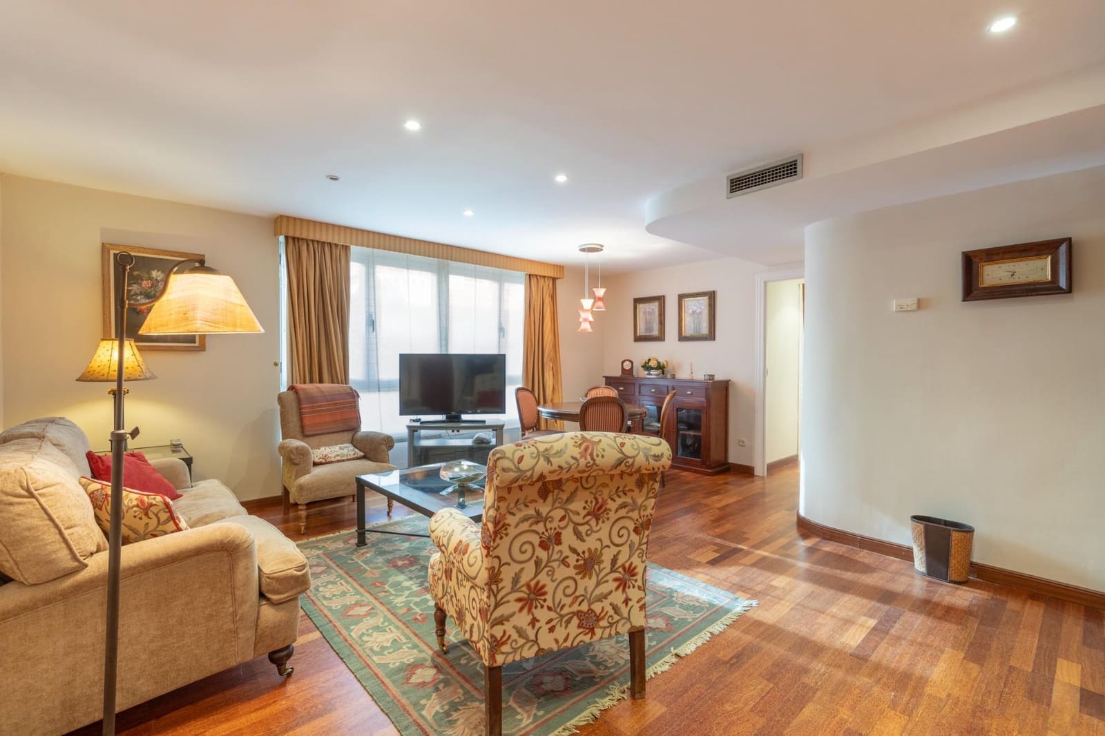 3 slaapkamer Flat te koop in Granada stad - € 420.000 (Ref: 9504547)