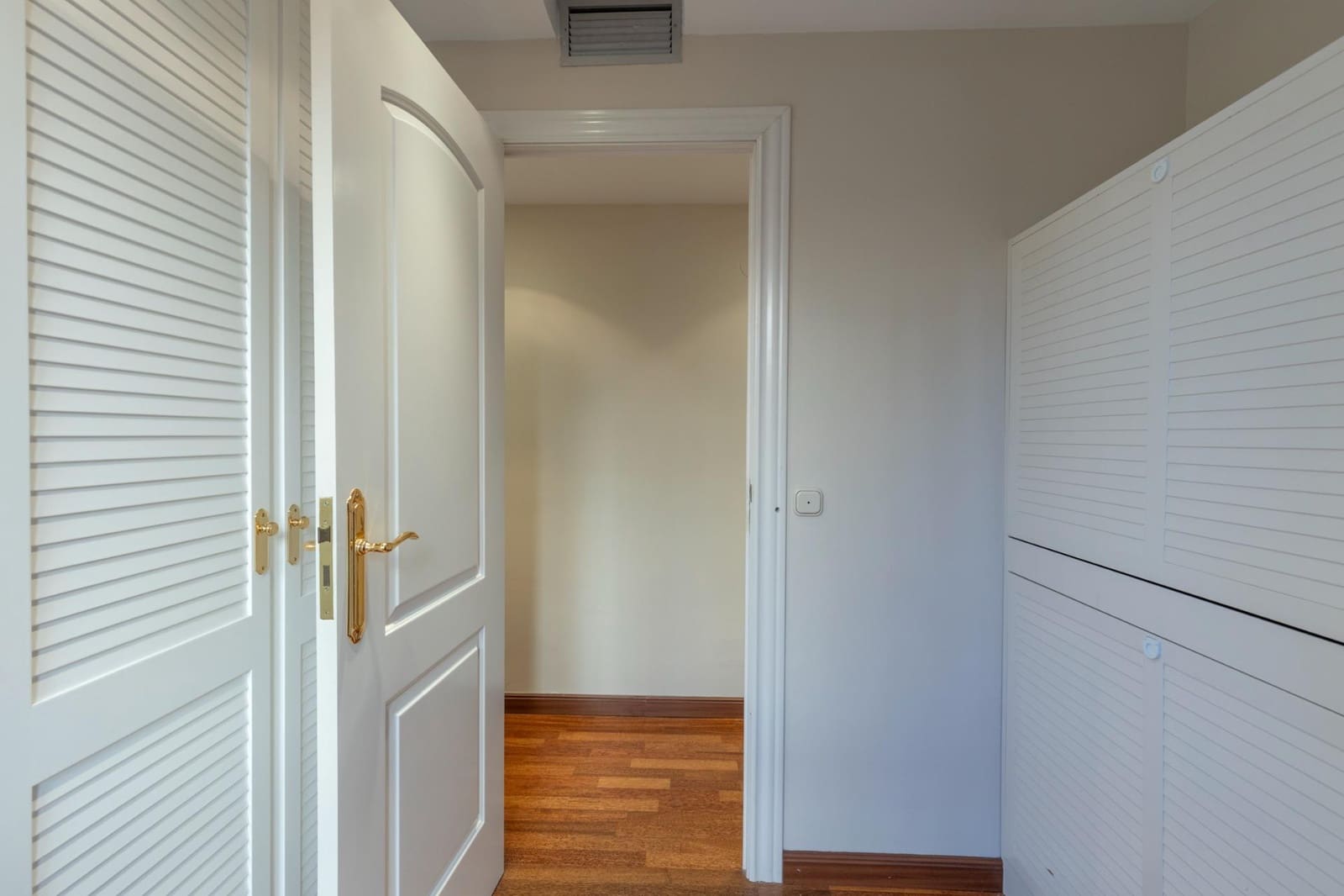 3 slaapkamer Flat te koop in Granada stad - € 420.000 (Ref: 9504547)