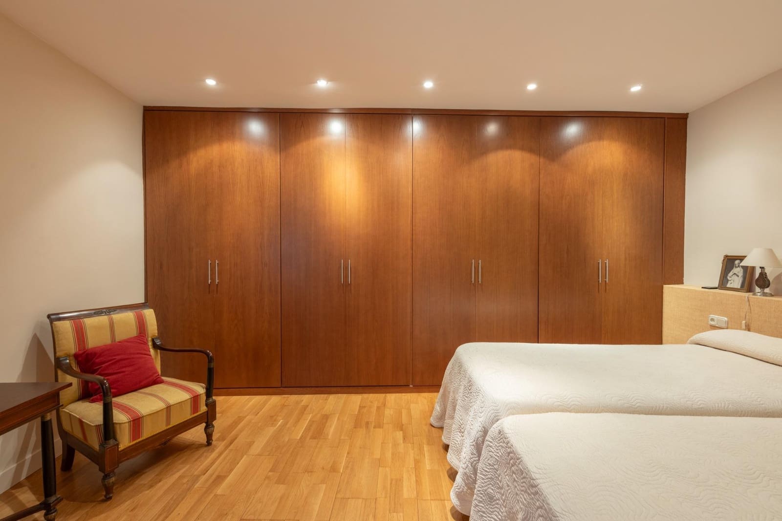 3 slaapkamer Flat te koop in Granada stad - € 420.000 (Ref: 9504547)