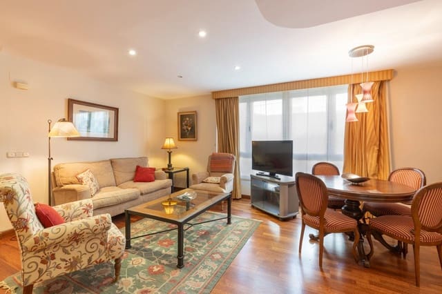 3 slaapkamer Flat te koop in Centro, Granada stad - € 420.000 (Ref: 9504547)