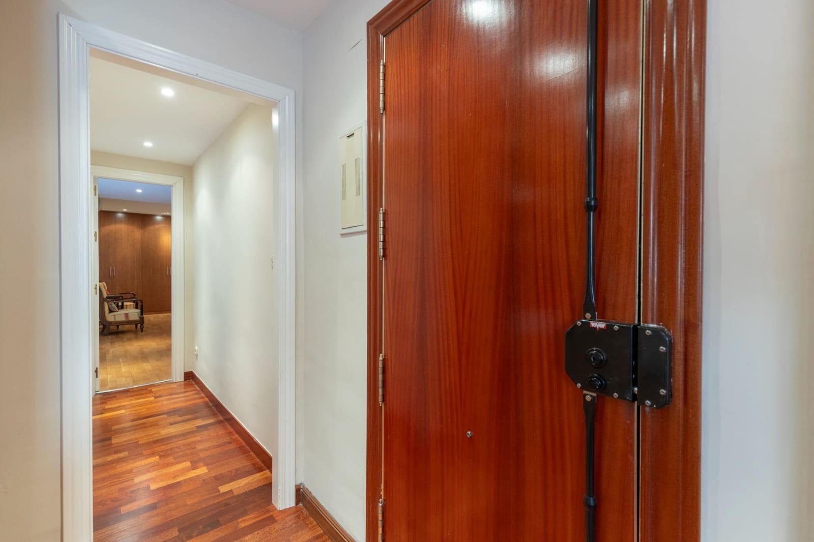 3 slaapkamer Flat te koop in Granada stad - € 420.000 (Ref: 9504547)