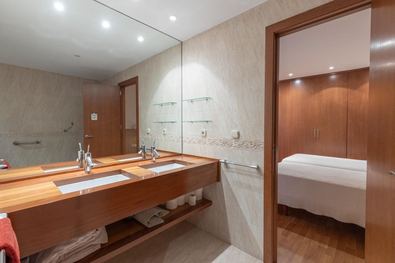 3 slaapkamer Flat te koop in Granada stad - € 420.000 (Ref: 9504547)