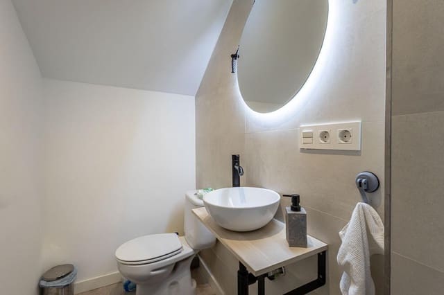 3 slaapkamer Rijtjeshuis te koop in Monachil met garage - € 250.000 (Ref: 9504548)