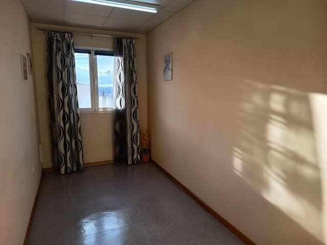 Office for rent in Granada city - € 100 (Ref: 9513629)