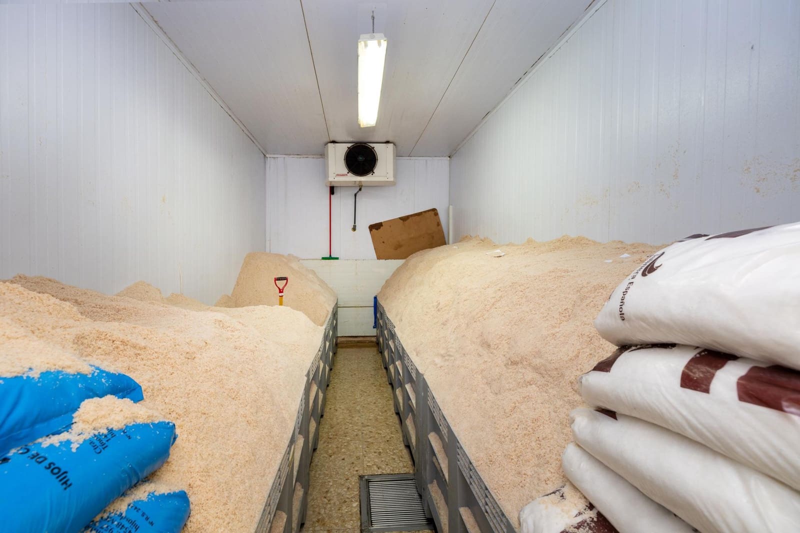 Empresa para venda em Illora - 270 000 € (Ref: 9530437)