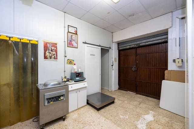 Empresa para venda em Illora - 270 000 € (Ref: 9530437)