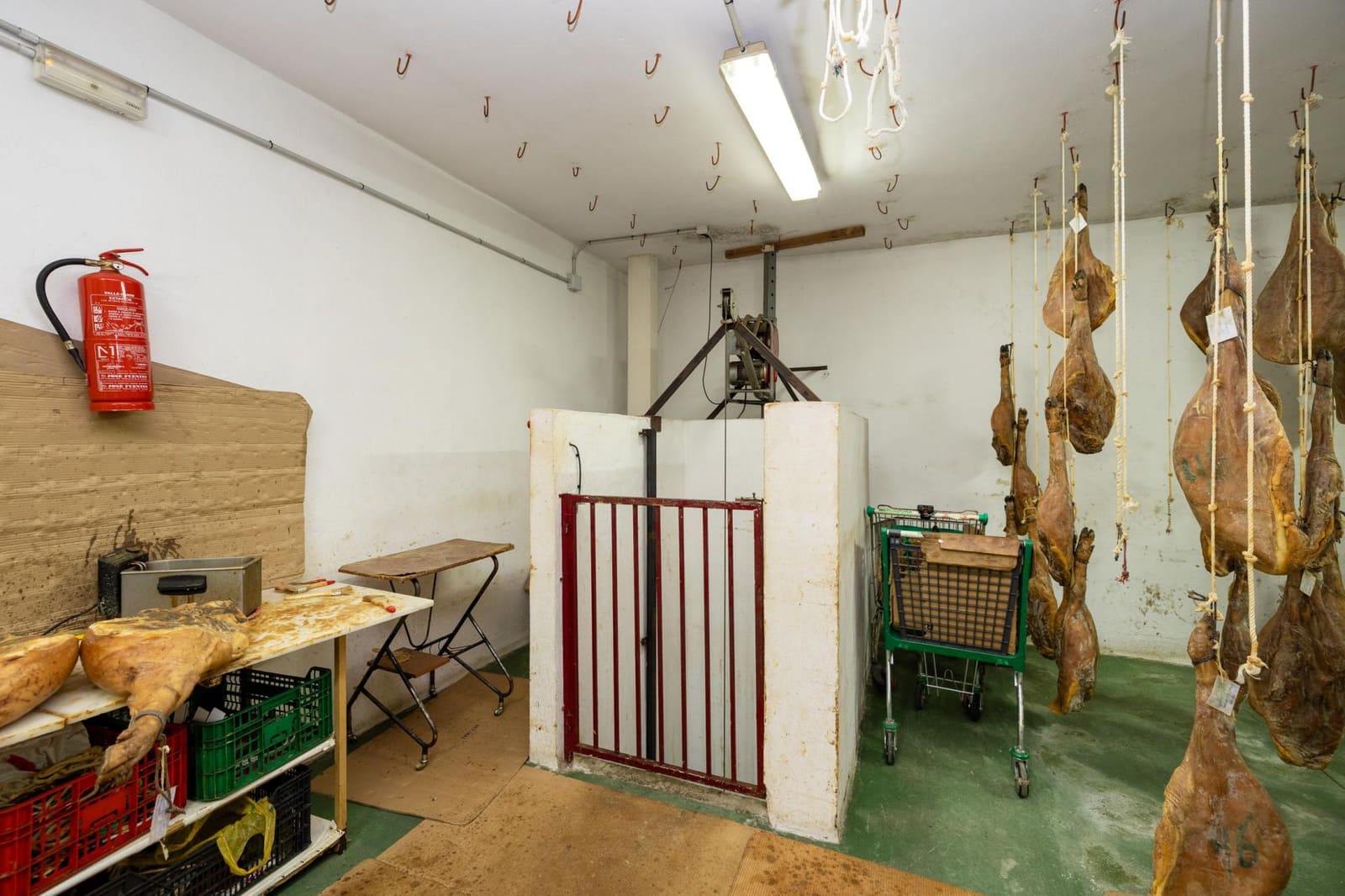 Empresa para venda em Illora - 270 000 € (Ref: 9530437)