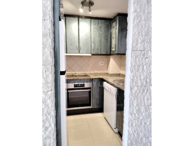 2 bedroom Townhouse for rent in Arguineguin with garage - € 1,450 (Ref: 10008785)