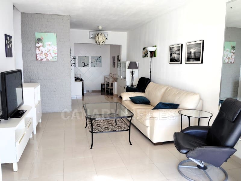 2 bedroom Townhouse for rent in Arguineguin with garage - € 1,450 (Ref: 10008785)