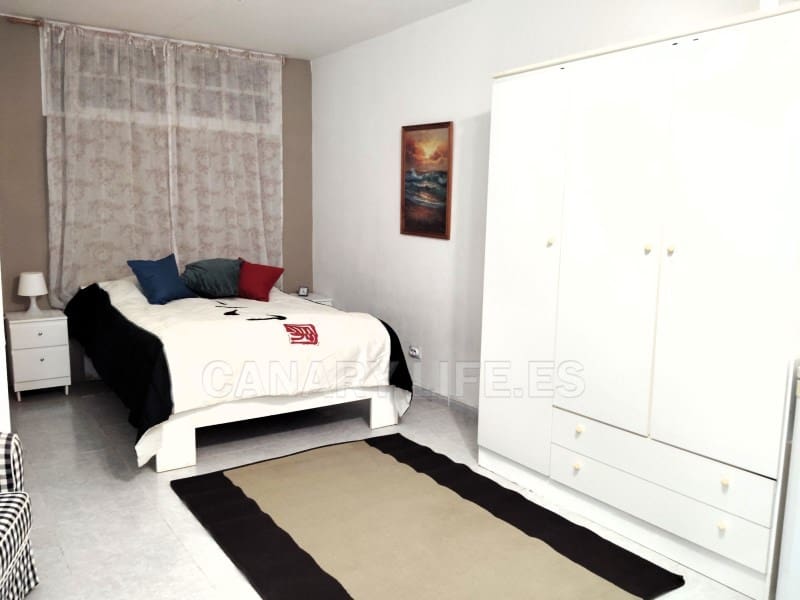 2 bedroom Townhouse for rent in Arguineguin with garage - € 1,450 (Ref: 10008785)