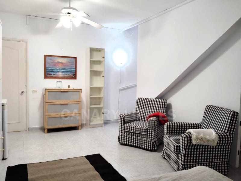 2 bedroom Townhouse for rent in Arguineguin with garage - € 1,450 (Ref: 10008785)