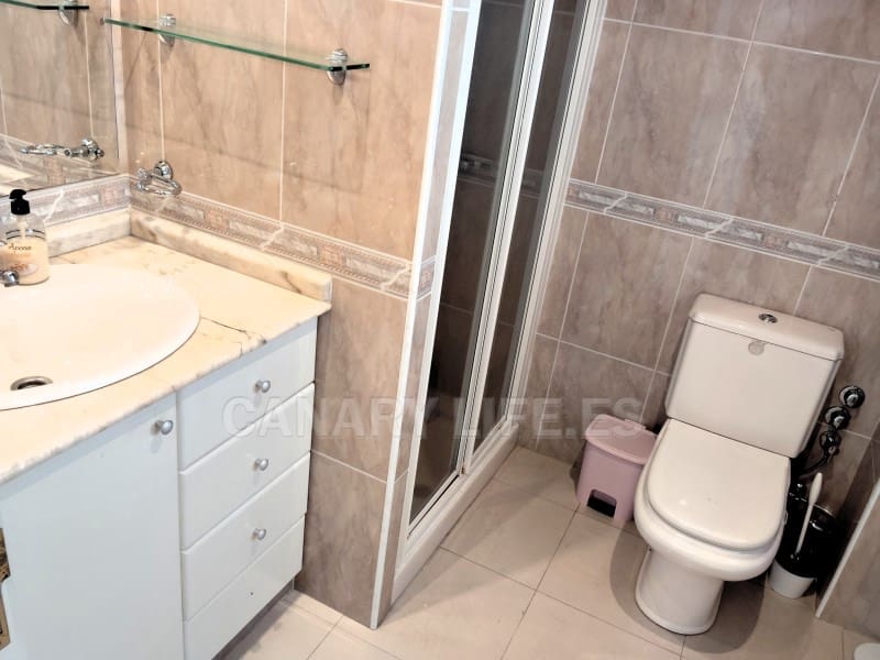 2 bedroom Townhouse for rent in Arguineguin with garage - € 1,450 (Ref: 10008785)