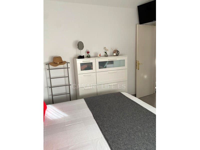 1 makuuhuone Bungalow vuokrattavana paikassa San Bartolome de Tirajana mukana uima-altaan - 1 400 € (Ref: 10030218)