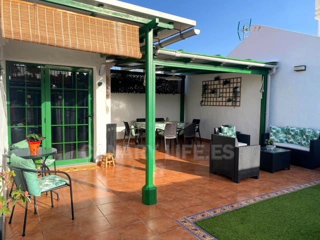 1 makuuhuone Bungalow vuokrattavana paikassa Campo Internacional, San Bartolomé de Tirajana mukana uima-altaan - 1 400 € (Ref: 10030218)