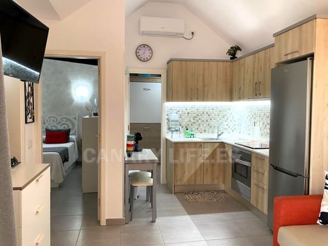 1 makuuhuone Bungalow vuokrattavana paikassa Campo Internacional, San Bartolomé de Tirajana mukana uima-altaan - 1 400 € (Ref: 10030218)