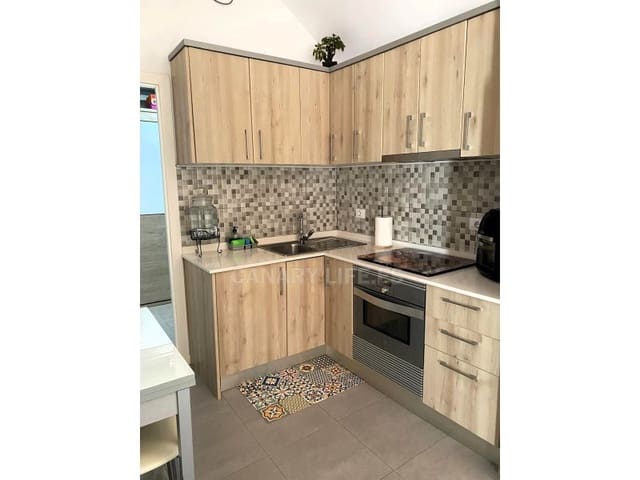 1 makuuhuone Bungalow vuokrattavana paikassa Campo Internacional, San Bartolomé de Tirajana mukana uima-altaan - 1 400 € (Ref: 10030218)