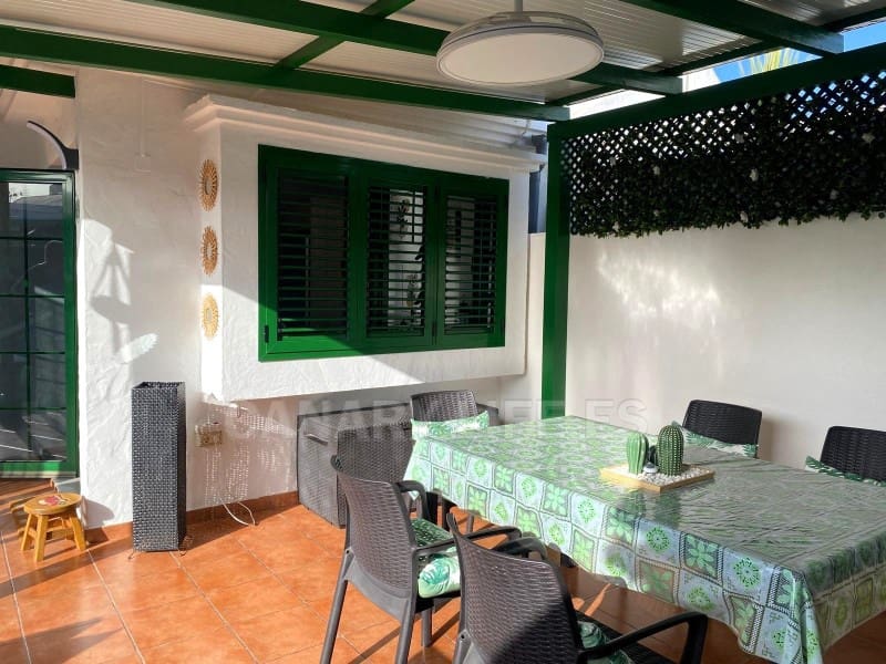 1 makuuhuone Bungalow vuokrattavana paikassa San Bartolome de Tirajana mukana uima-altaan - 1 400 € (Ref: 10030218)