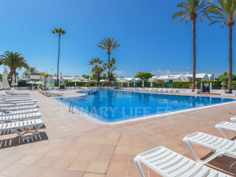 1 makuuhuone Bungalow vuokrattavana paikassa San Bartolome de Tirajana mukana uima-altaan - 1 400 € (Ref: 10030218)