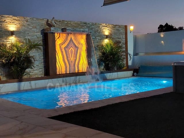 2 slaapkamer Villa te huur in Playa del Inglés, San Bartolomé de Tirajana met zwembad - € 2.900 (Ref: 10078172)
