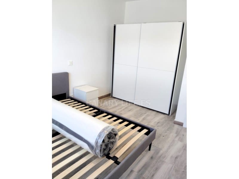 Appartement de 2 chambres à louer à San Bartolome de Tirajana - 1 100 € (Ref: 9114548)