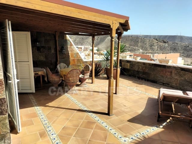 2 soverom Kjedet enebolig til leie i Arguineguín, Mogán med garasje - € 1 650 (Ref: 9154339)