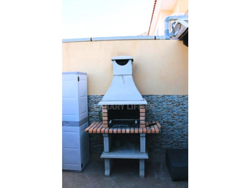 2 slaapkamer Appartement te huur in Arguineguin met garage - € 1.650 (Ref: 9206796)