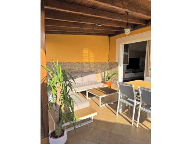 2 slaapkamer Appartement te huur in Arguineguín, Mogán met garage - € 1.650 (Ref: 9206796)