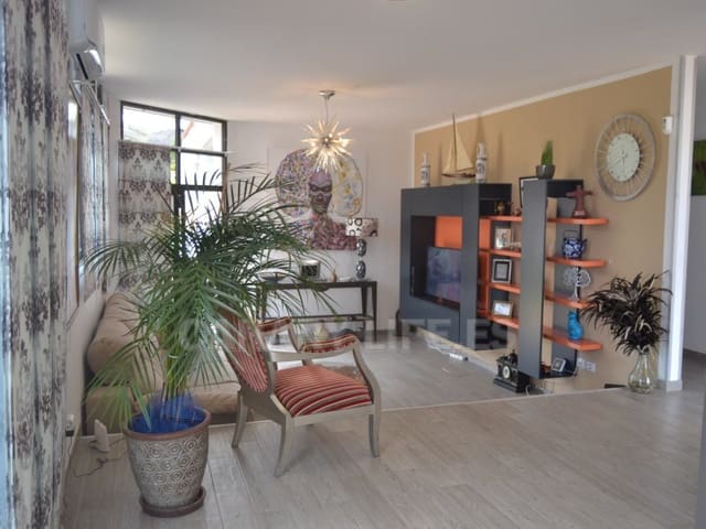 3 bedroom Villa for sale in Mogán - € 940,000 (Ref: 9239857)