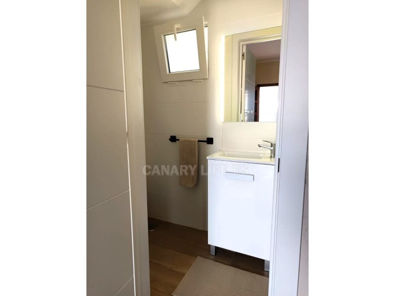 2 soverom Bungalow til leie i Puerto Rico - € 1 200 (Ref: 9528170)