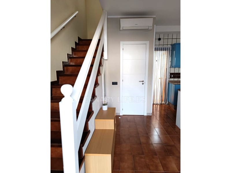 2 soverom Bungalow til leie i Puerto Rico - € 1 200 (Ref: 9528170)