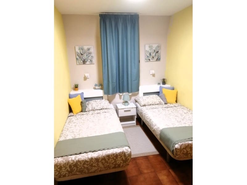 2 soverom Bungalow til leie i Puerto Rico - € 1 200 (Ref: 9528170)