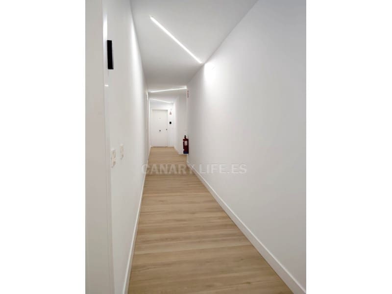 2 bedroom Apartment for rent in Arguineguin with garage - € 1,500 (Ref: 9541096)