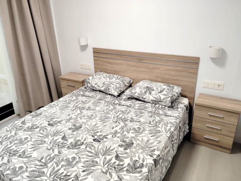 2 bedroom Apartment for rent in Arguineguin with garage - € 1,500 (Ref: 9541096)