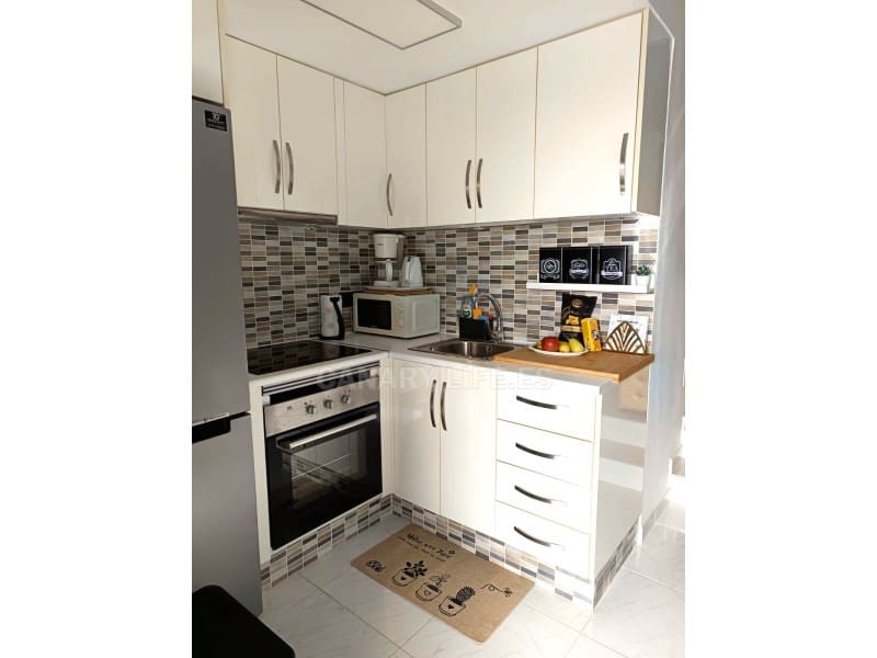 Bungalow for rent in Arguineguin - € 1,200 (Ref: 9543385)