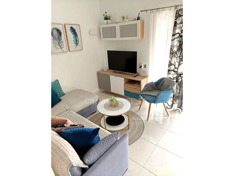 Bungalow for rent in Arguineguin - € 1,200 (Ref: 9543385)