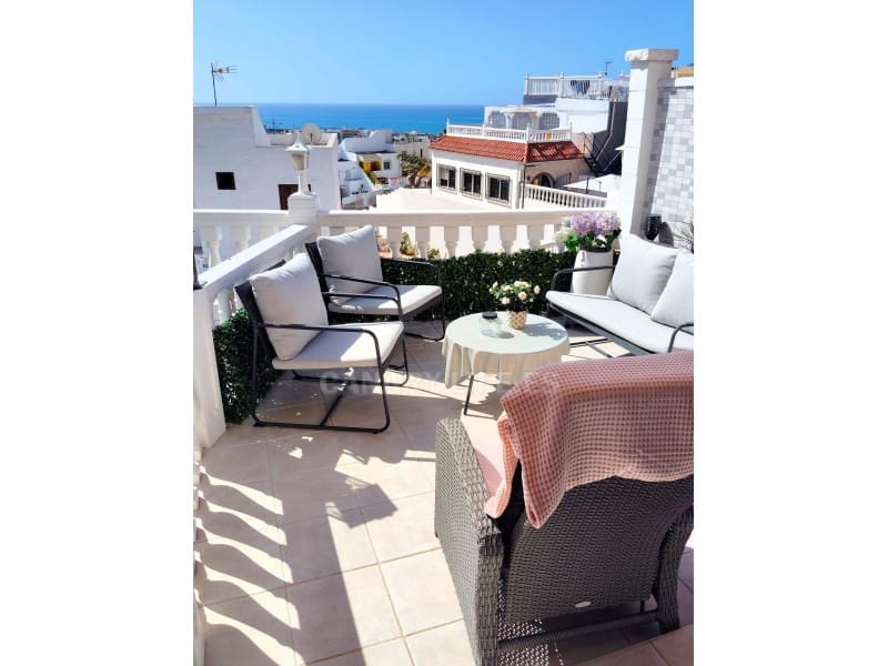 2 slaapkamer Huis te koop in Arguineguin met garage - € 385.000 (Ref: 9629975)