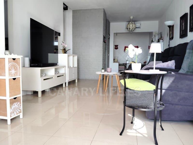 2 slaapkamer Huis te koop in Arguineguin met garage - € 385.000 (Ref: 9629975)