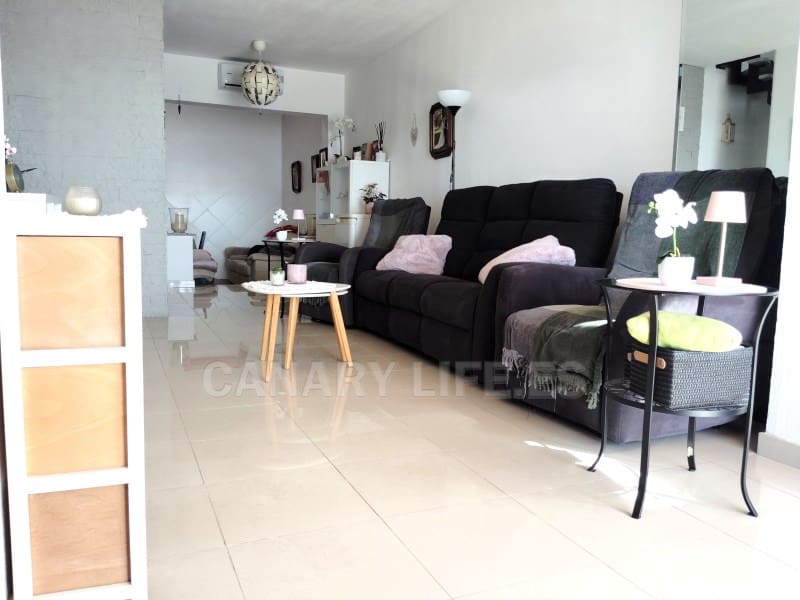 2 slaapkamer Huis te koop in Arguineguin met garage - € 385.000 (Ref: 9629975)