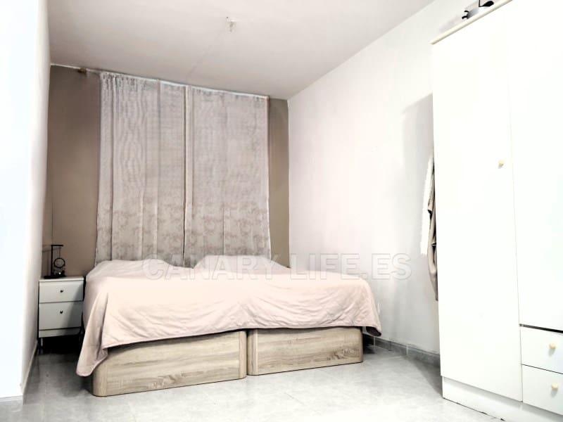 2 slaapkamer Huis te koop in Arguineguin met garage - € 385.000 (Ref: 9629975)