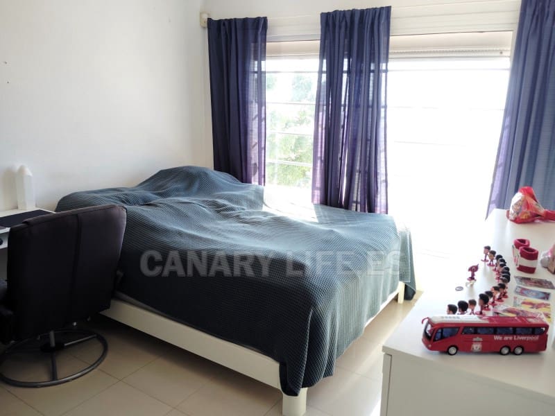 2 slaapkamer Huis te koop in Arguineguin met garage - € 385.000 (Ref: 9629975)