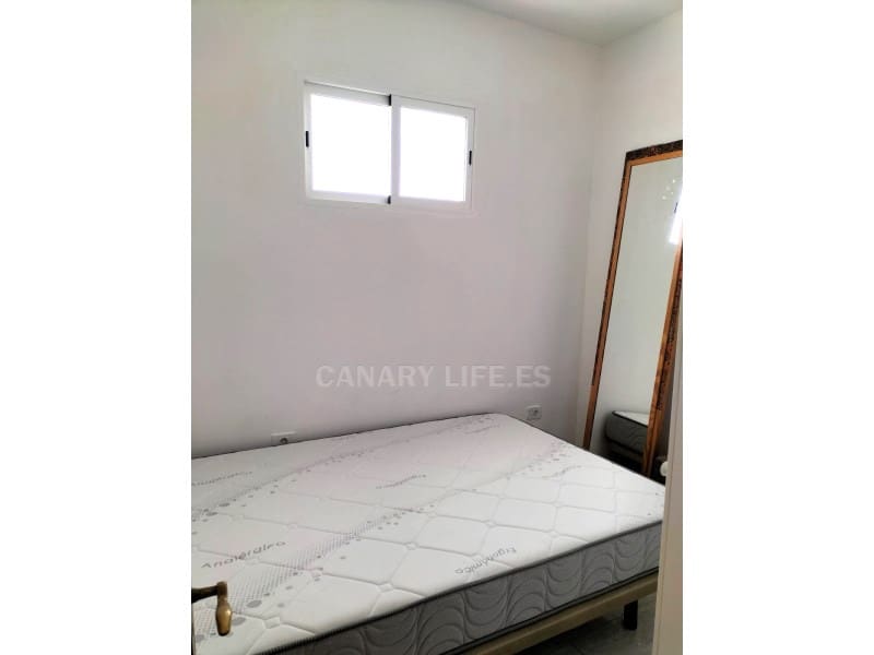 Apartamento de 2 habitaciones en San Bartolomé de Tirajana en alquiler - 800 € (Ref: 9677079)