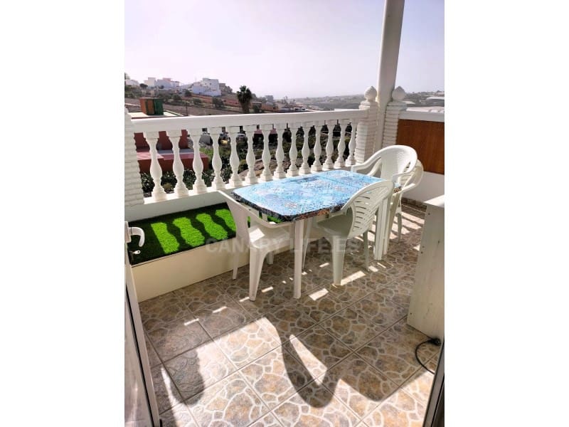 Apartamento de 2 habitaciones en San Bartolomé de Tirajana en alquiler - 800 € (Ref: 9677079)