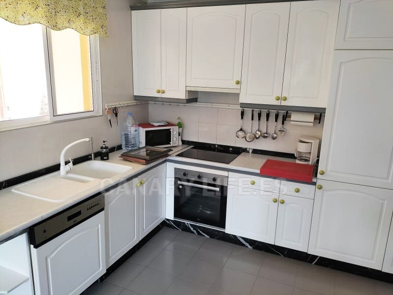 Appartement de 2 chambres à louer à Arguineguin - 1 600 € (Ref: 9686272)